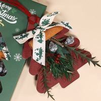 Vente en gros Cadeau de Noël Cartes de parfum de voiture créatives de luxe Carte de parfum de plante aromatique de décoration fraîche à l'air libre