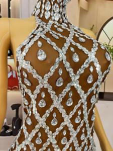 Sexy Funkelndes Diamant-Strass Ärmelloses Langes Empire-Taille Kleid Elegantes Mesh-Abendkleid für Hochzeit, Abschlussball und Geburtstag - Product Image 6