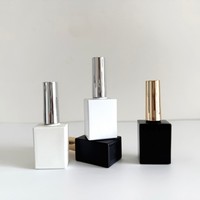 Échantillon Gratuit, Stock en Gros, Service de Couleurs Personnalisées Uniques, Base Coat Gel UV, Flacons Vides en Verre pour Vernis à Ongles (5-20ML), Logo OEM/ODM, Pinceau