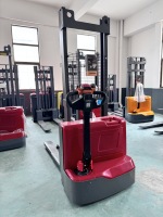 Offre Spéciale Worui : Chariot Élévateur Électrique à Transfert Latéral, Batterie Plomb-Acide, Pneus Polyuréthane, 3 Mètres