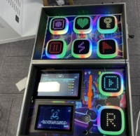 Sistema de Desafío Interactivo de Competición Multijugador con Pulseras RFID para Comercios y Parques Infantiles Interiores