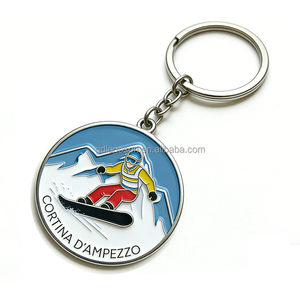 Llavero de Metal Esmaltado de Esquí y Snowboard Cortina, Recuerdo de Deportes de Nieve de Montaña, Llavero de la Estación de Esquí de los Alpes Italianos - Product Image 2