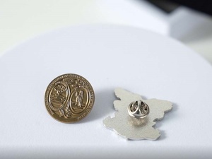 共济会金属徽章 镀金 UV 印花定制礼品 传统设计 制造商批发 - Product Image 3