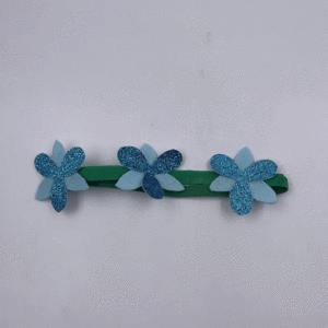 Diadema elástica infantil estilo inglés minimalista con flor de tres pétalos y diseño de cebolla verde, accesorio para el cabello. - Product Image 2