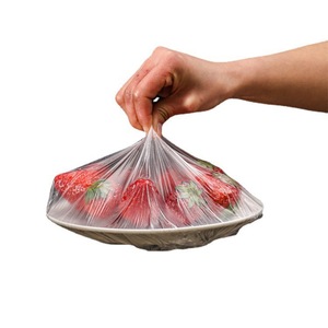 Film alimentaire jetable extra large de qualité alimentaire pour la conservation des aliments, idéal pour la conservation des restes dans le réfrigérateur et le congélateur à usage domestique - Product Image 5