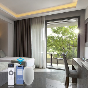 Cortinas Automáticas con Protección UV y Cortinas Opacas de Lujo - Impermeables, Ignífugas, Diseño Moderno - Product Image 4