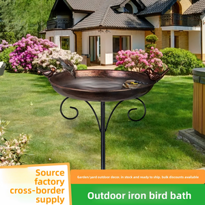 Mangeoire et abreuvoir pour oiseaux en fer forgé vintage, bain pour colibris, décoration de jardin moderne minimaliste pour l'extérieur - Product Image 4