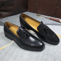 Nouveaux Mocassins Penny Homme Tendance 2026 – Semelle Confortable et Pompon en Cuir – Chaussures Classiques à Enfiler Façonnées à la Main