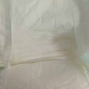 Couches pour adultes en forme <span class=keywords><strong>de</strong></span> gourde, sous-couches 3 épaisseurs en tissu non tissé pour l'incontinence des personnes âgées - Product Image 4