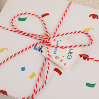 Boîte cadeau vide élégante au design frais avec couvercle et base, emballage de luxe personnalisé pour les cadeaux d'anniversaire ou de la Saint-Valentin pour les amies