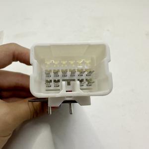 สวิตช์สำรองสำหรับรถขุด Senwitt รุ่น 20Y-06-31321 สำหรับอะไหล่เครื่องจักร Hitachi PC - Product Image 3