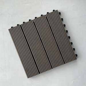 Azulejo de madera de plástico de interbloqueo de ingeniería veneciano <span class=keywords><strong>alberca</strong></span> terrazas cubiertas de carbón de bambú suelo estriado de madera dura - Product Image 1