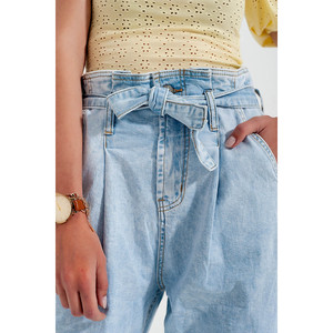 Jeans a gamba affusolata con vita a sacchetto in lavaggio vintage chiaro - Product Image 2