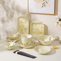 Ensemble de vaisselle en céramique moderne simple Vaisselle sous glaçure pour micro-ondes pour usage domestique comprenant des bols de riz assiettes jetables