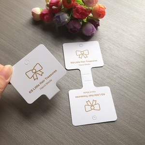 Carte de présentation pour élastiques à cheveux en papier perforé, avec logo personnalisé imprimé - Product Image 3