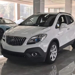 El Buick Encore 1.4T 6AT FWD Urban Elite 2015 es un SUV compacto de 5 plazas <span class=keywords><strong>con</strong></span> 140 CV, 200 Nm y características prácticas como <span class=keywords><strong>ISOFIX</strong></span> - Product Image 1
