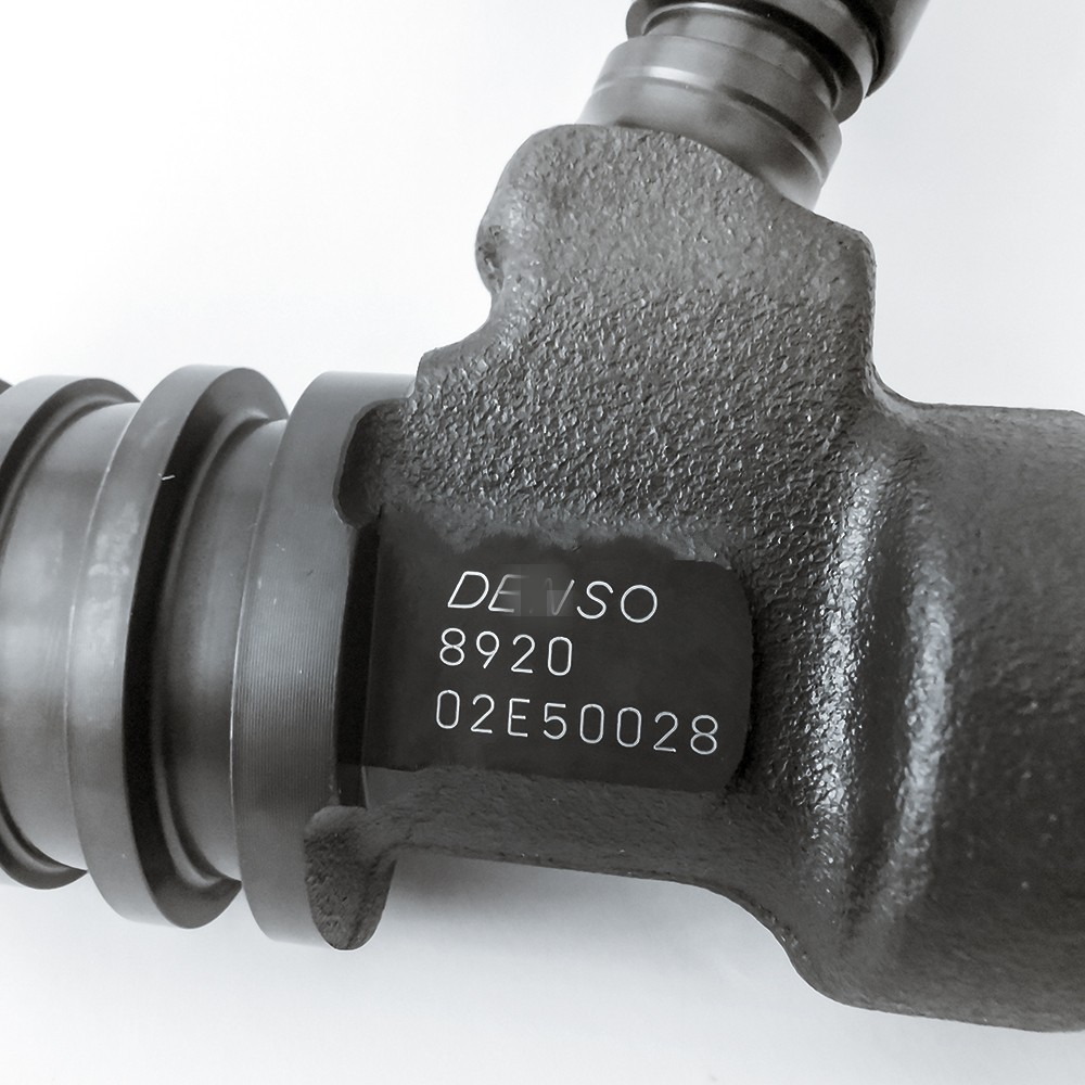 High Quality New Diesel Fuel Injector 095000-8920 095000-892# Common Rail Injector ME306398 For Mitsubishi