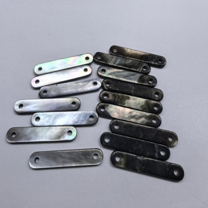 Etichette in Madreperla Bianca con Logo Inciso, Perle Personalizzabili in Dimensione e Forma, Bottoni in Conchiglia - Product Image 4