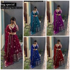 Lehenga ethnique en tissu Georgette lourd avec séquence de broderie soie intérieure avec toile chemisier Georgette lourd pièce - Product Image 2