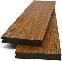 Planches semi-solides de type Wpc M, co-extrusion, bois composite imperméable, terrasse, marches d'escalier, marche, sol extérieur, terrasse extérieure
