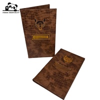 Couverture de menu contemporaine en cuir PU imitation crocodile, sur mesure, avec pages imprimées numériquement et dimensions personnalisées pour restaurants et bars