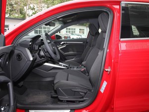 <span class=keywords><strong>Audi</strong></span> <span class=keywords><strong>A3</strong></span> 2022 <span class=keywords><strong>Sportback</strong></span> 35 TFSI Edición de Lujo Gasolina/Petrolio Sedán Usado Jiben Auto Cars - Product Image 5