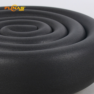 Aislamiento de Espuma de Goma para Tuberías, de Celda Cerrada, Flexible, con Revestimiento de Lámina Reflectante - Product Image 3