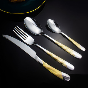 Couverts <span class=keywords><strong>de</strong></span> haute qualité, luxe, plaqués or, acier inoxydable, fourchette, cuillère, couteau, ensemble <span class=keywords><strong>de</strong></span> couverts <span class=keywords><strong>de</strong></span> 24 pièces - Product Image 4