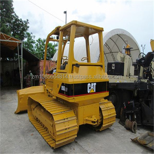 Petit bulldozer CAT D5G D5K Bulldozer CAT D5 LGP d'occasion Petit bulldozer sur chenilles Mni CAT D5G LGP - Product Image 1
