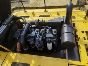 Excavatrice sur chenilles Komatsu PC400-8 d'occasion à bas prix, 40 tonnes, robuste, moteur d'origine japonaise, à vendre - Product Image 6