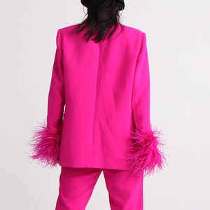 Abrigo Personalizado con Pedrería OOTD 2025, Chaqueta de Algodón Transpirable de Manga Larga con Cuello de Plumas y Botones para Mujer - Product Image 3