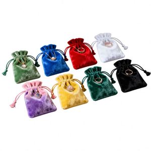 Pochette en velours de luxe avec logo en feuille d'or - Grande taille pour bijoux/accessoires, vente en gros - Product Image 2