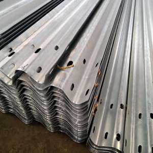 Barandilla de Seguridad para Carreteras, Tamaño y Color Personalizados, Barrera de Seguridad, Galvanizada por Inmersión en Caliente de Fábrica - Product Image 2