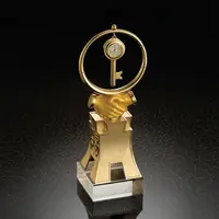 Toptan Metal cam Trophy ücretsiz tasarım kristal kupa müzik etkinlikleri için