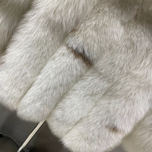 Cappotti Invernali in Vera Pelliccia di Volpe, Giacca Calda in Pelliccia di Volpe con Motivo a Pois per Donna - Product Image 5