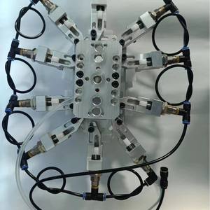 Accessoire de manipulateur robotique, crochet pneumatique en plastique pour le serrage des étuis de téléphone portable et la manutention des matériaux - Product Image 1