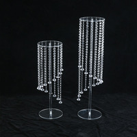Support de pièce maîtresse en acrylique avec fleur artificielle Support de fleur en cristal Lustre Table de mariage Centre de table