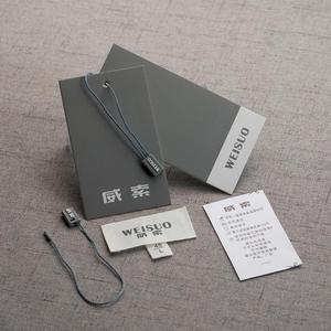 Etiquetas colgantes personalizadas para ropa con logotipo de marca, etiquetas colgantes personalizadas al por mayor para ropa, tarjetas de precio de papel para prendas de vestir - Product Image 5