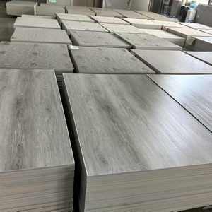Pavimento SPC Moderno Impermeabile per Interni, Effetto Legno Marrone con Garanzia di 5 Anni, Installazione a Incastro, Prodotto in Cina - Product Image 5