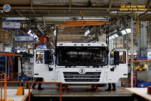 Nouveau Camion Tracteur SHACMAN X3000 6x4 520HP, Véhicule de Remorquage et de Transport de Bauxite pour Exploitation Minière, Euro 2 Automatique - Product Image 5