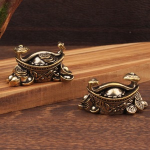 Adorno de Latón Yuanbao Ruyi, Decoración Feng Shui para Sala de Estar, Estilo Chino, Decoración Auspiciosa, Paquete Individual - Product Image 1