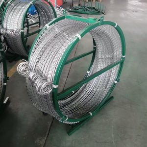 Nouvelles arrivées Razor en forme de T Barbed Concertina Wire Coil Galvanized Thorn Rope on the Frontier - Product Image 1