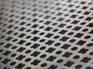 ราคาขายส่ง แผ่นสแตนเลส 304/316 ผิวเงา แบบเจาะรูรูปวงรี  แบบรูสล็อต  แบบรูถี่  ได้มาตรฐาน ISO9001 และ ROHS - Product Image 6