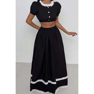 Traje Formal Negro con Decoración de Botones y Falda - Product Image 4