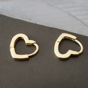 Orecchini a Cuore con Clip, Design Minimalista ed Elegante, Gioielli da Donna per Uso Quotidiano, Orecchini Statement - Product Image 6