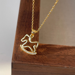 Colliers pendentifs carrousel en strass <span class=keywords><strong>à</strong></span> thème contes de fées pour femmes et filles, <span class=keywords><strong>bijoux</strong></span> créatifs avec chaîne de clavicule, accessoires quotidiens - Product Image 4