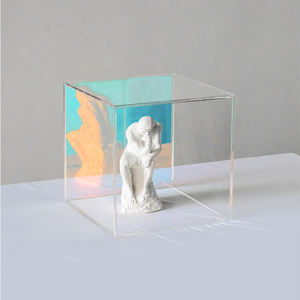 Caja acrílica de color fantasma, decoración de montaje de escritorio, caja de exhibición publicitaria para transportar objetos - Product Image 4