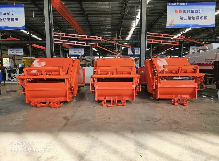 Diesel Compactor Truck Body Waste Garbage Compactor Rear Loader Body ...