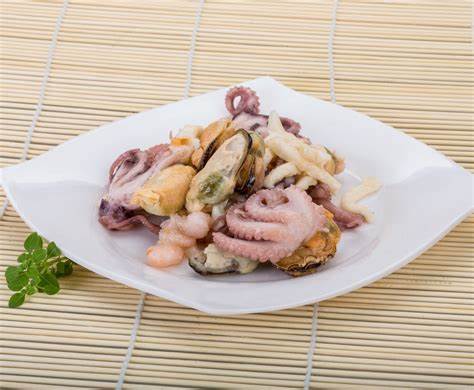 Смесь свежих морепродуктов оптом с кальмарами и креветками, смесь морепродуктов, Замороженная IQF