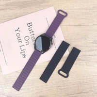 Bracelet de montre de sport pour GT3/4/5/6/Honor 4567, deuxième génération, en silicone à trois maillons avec fermoir magnétique